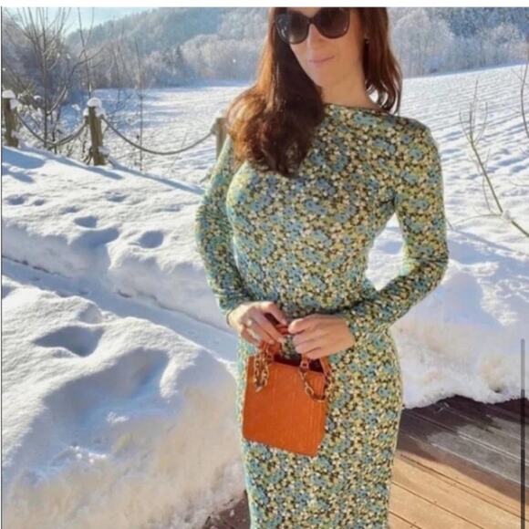 Zara Midi Floral Dress Size Large - Picture 1 of 15